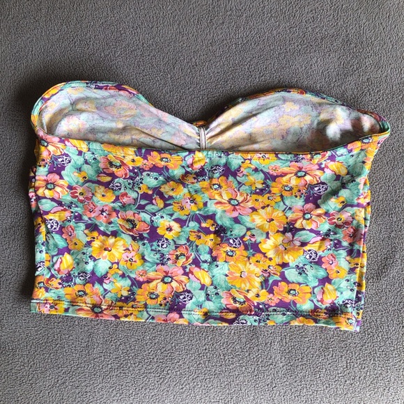 Top - Picture 2 of 2